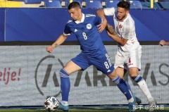 评分： 颜骏凌当选全场最佳！他是国足客场取分的头号功臣