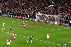 曼联官方宣布新帅上任：稳定性格与战术革新引领球队新篇章